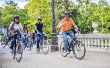 Tour en bicicleta Madrid Imprescindible Tour en bicicleta Madrid Imprescindible