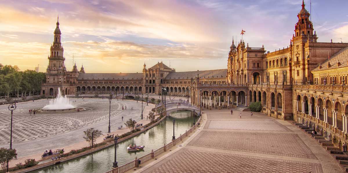 Sevilla Full Day Tour by high Speed Train (AVE) from Madrid