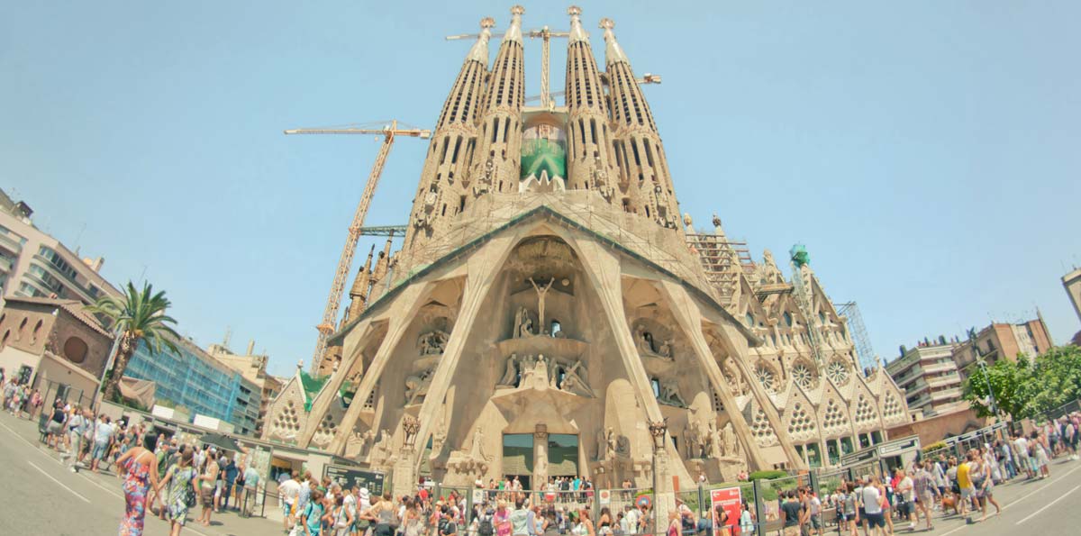 Barcelona Card: transport, tickets and discounts for 3, 4 or 5 days