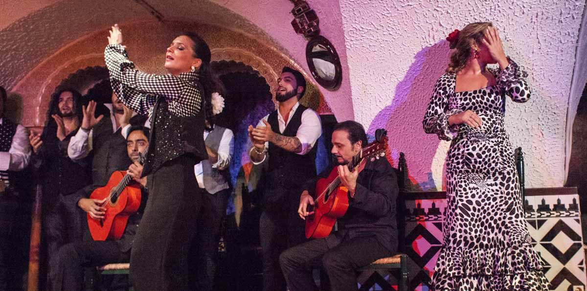Barcelona: Flamenco show at Tablao Cordobés with drink or dinner