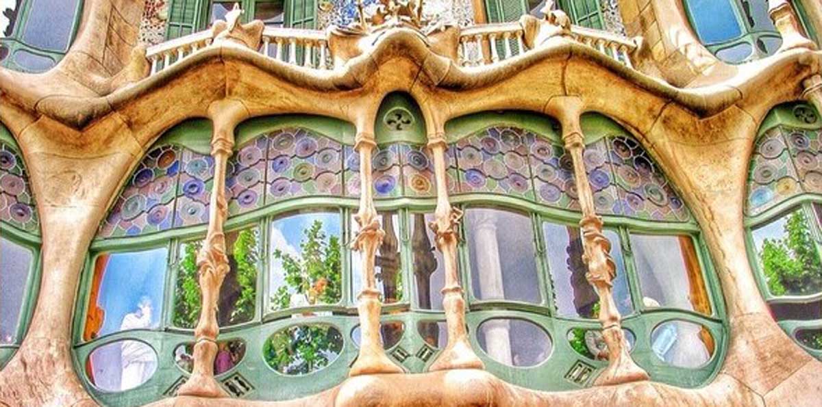Gaudí Tour: Sagrada Familia & Park Güell