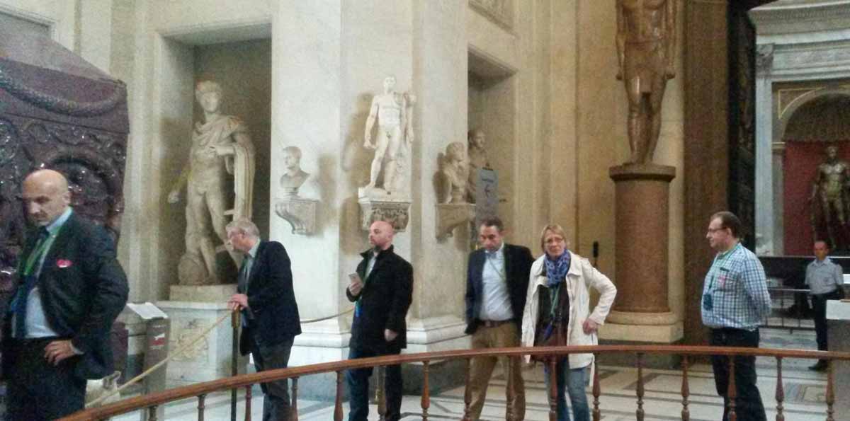 Skip the Line Tour: Vatican Museums, Sistine Chapel & St. Peter´s Basilica