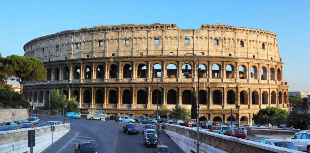 Tour al Coliseo de Roma y Catacumbas con almuerzo típico