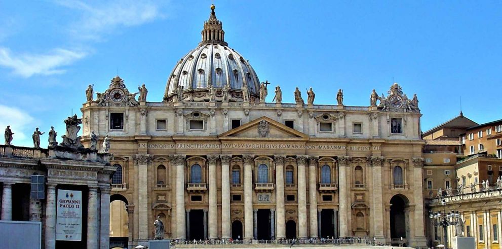 Vatican Museums, Sistine Chapel & St. Peter's Basilica Tour