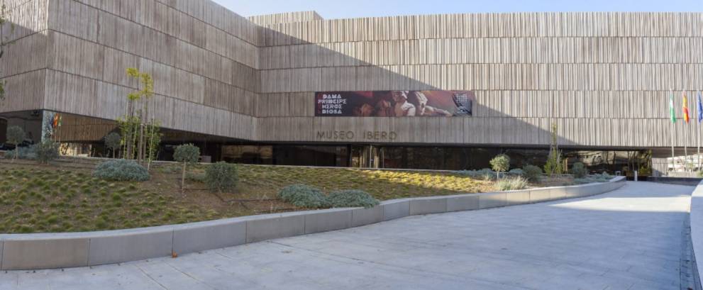 Visita guiada al Museo Íbero y Museo Provincial