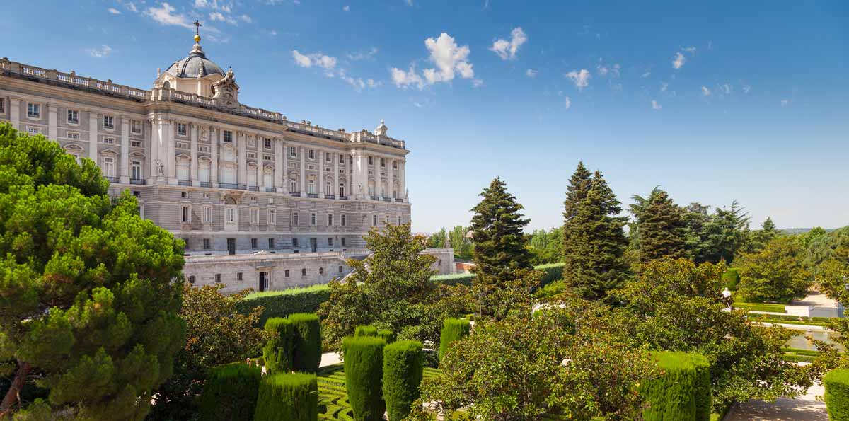 Madrid Royal Palace Guided tour with Exclusive Early Access