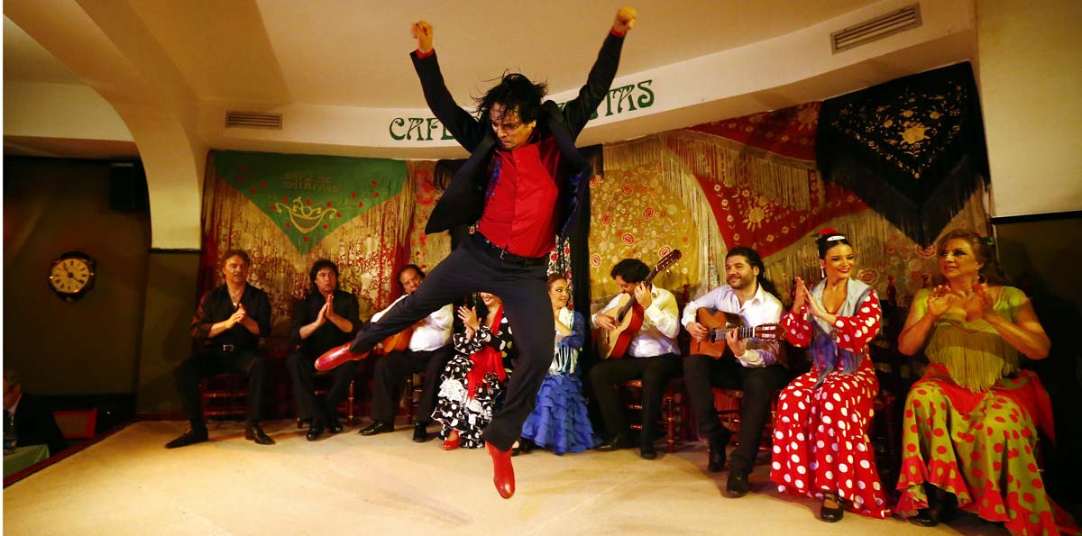 Madrid: Espectáculo Flamenco en Café de Chinitas con copa o cena