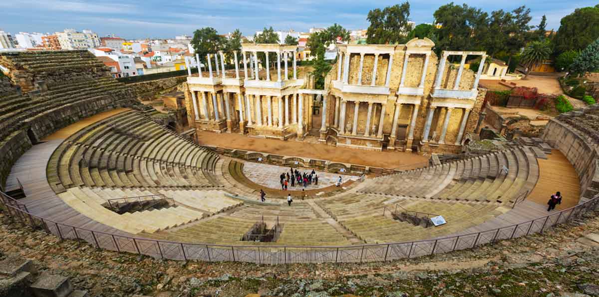 Mérida Tour: Theatre, Amphitheatre, Arab Alcazaba and Temple of Diana