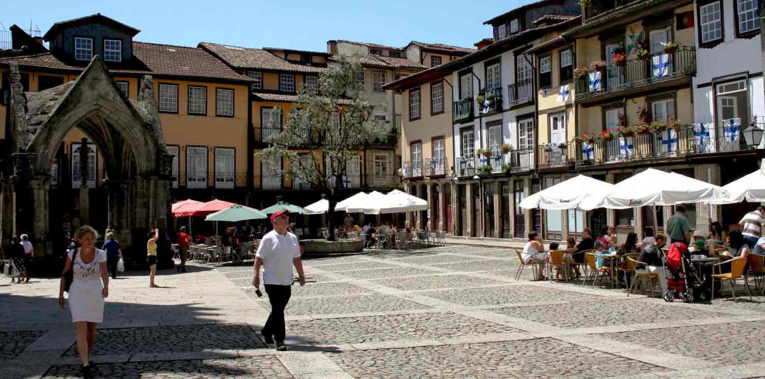 Tour a Minho desde Oporto: Braga y Guimarães