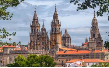 Excursión a Santiago de Compostela desde Oporto Excursión a Santiago de Compostela desde Oporto