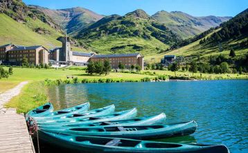 Tour Pirineos y Vall de Núria desde Barcelona Tour Pirineos y Vall de Núria desde Barcelona