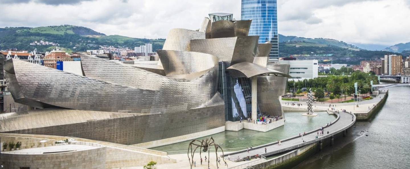 Northern Spain Tour from Barcelona in 8 Days