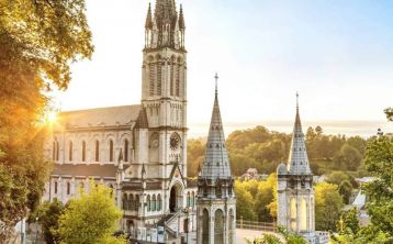 Excursión fin de semana en Lourdes desde Madrid