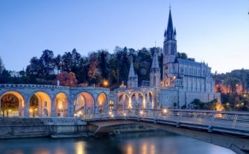 Tour Madrid, Lourdes y París en 8 días