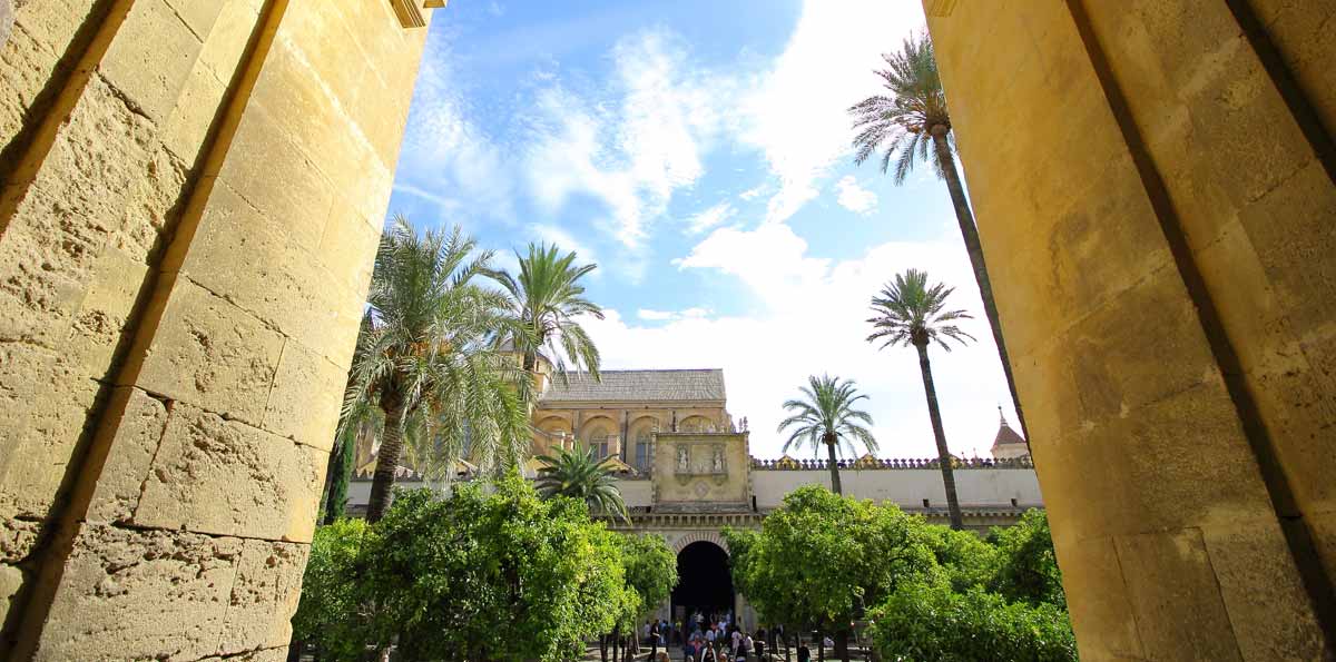 Tour Córdoba:  Alcázar, Mezquita‐Catedral, Barrio Judío y Sinagoga