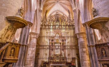 Visita nocturna por la Catedral de Cuenca