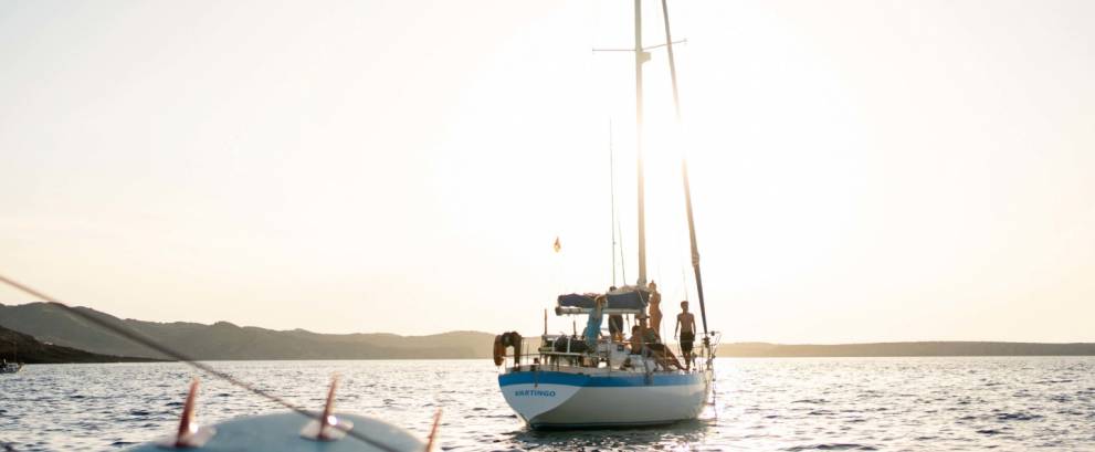 Excursión en velero por el norte de Menorca