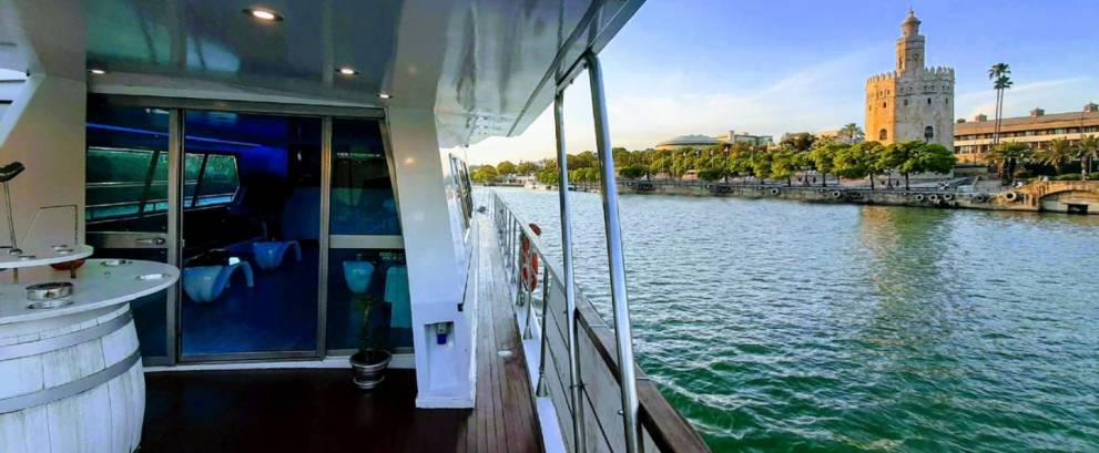 Seville luxury yacht river tour