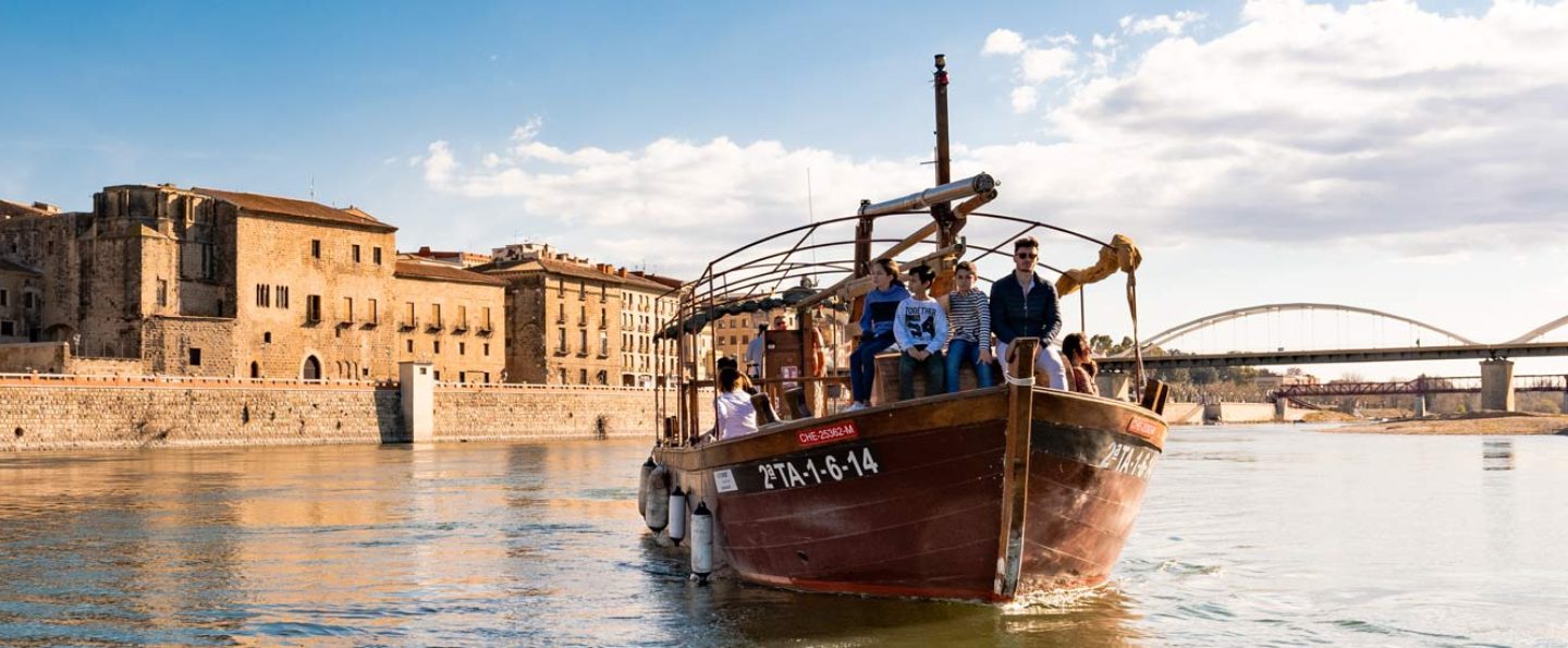 Tour Tortosa con paseo en barco