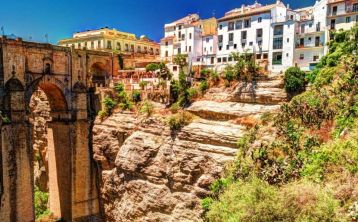 Excursión a Pueblos Blancos y Ronda en 2 días